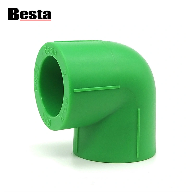 Comment maintenir un coude d'ajustement en plastique PPR 90 °?